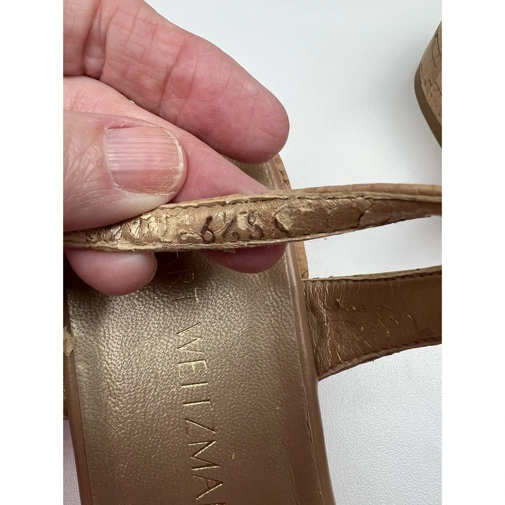 STUART WEITZMAN Synopsis Sandals in Cork and Gold Size 6.5 Narrow